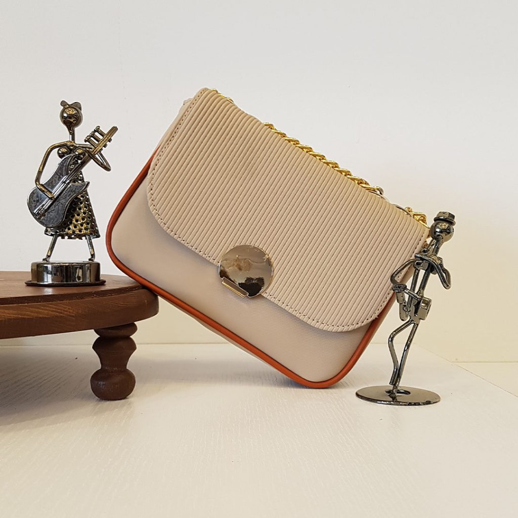 کیف مجلسی دوشی نسکافه‌ای